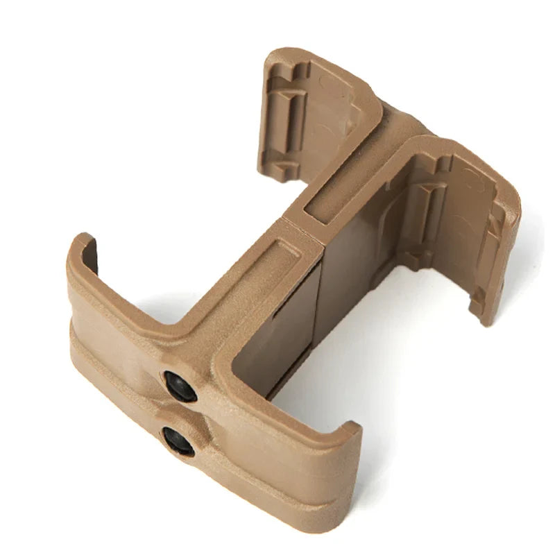 Hunting Speed Reload Tactical Flashlight Bracket – Barrel Clamp Mount for AK, M4, PMAG, M16 Airsoft Magazines