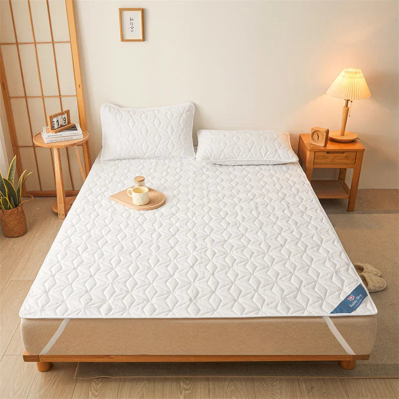 Waterproof Mattress Protector — Breathable, Noiseless Cover Pad with 4 Elastic Corners, Fits Up to 40cm Deep