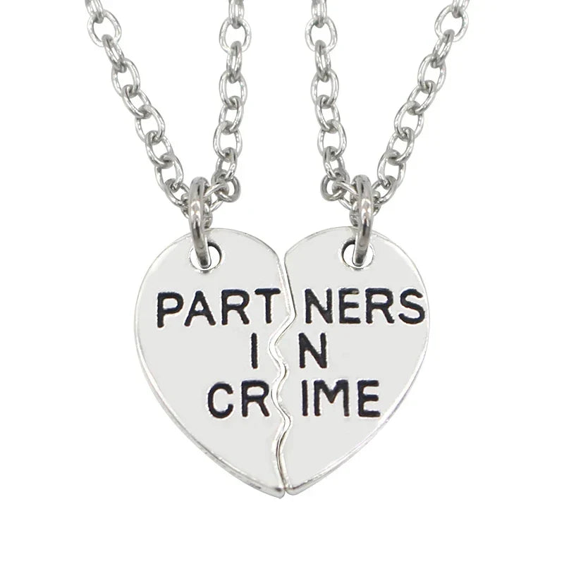 BFF Heart Split Friendship Necklace Set – Matching Broken Heart Pendant Jewelry Gift for Best Friends, Men & Women