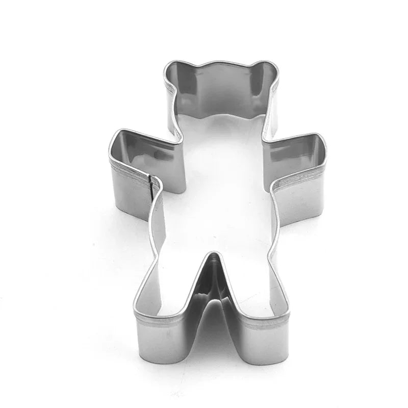 Christmas Hug Bear Cookie Cutter Mold – Bear Shape Baking Tool for Cookies, Cakes, Fudge & Sugarcraft Decorating