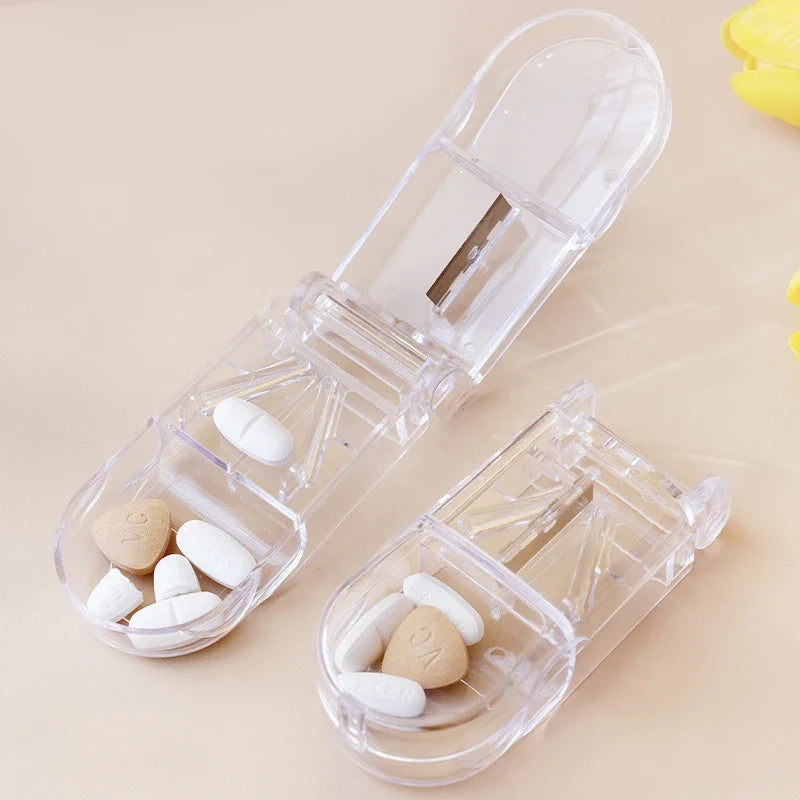 2-in-1 Pill Cutter with Invisible Storage Box – Portable Mini Tablet & Medicine Crusher, Dustproof Divider Organizer