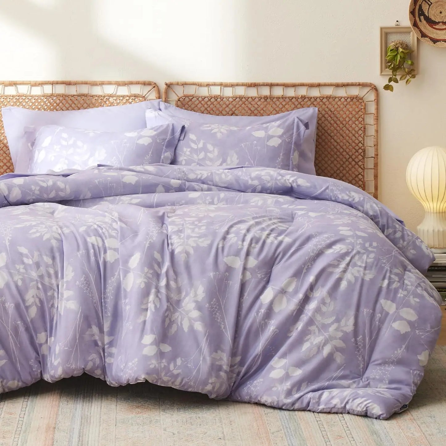 Bedsure 7-Piece Floral Comforter Set – Reversible Botanical Bedding with Sheets, Pillowcases & Shams