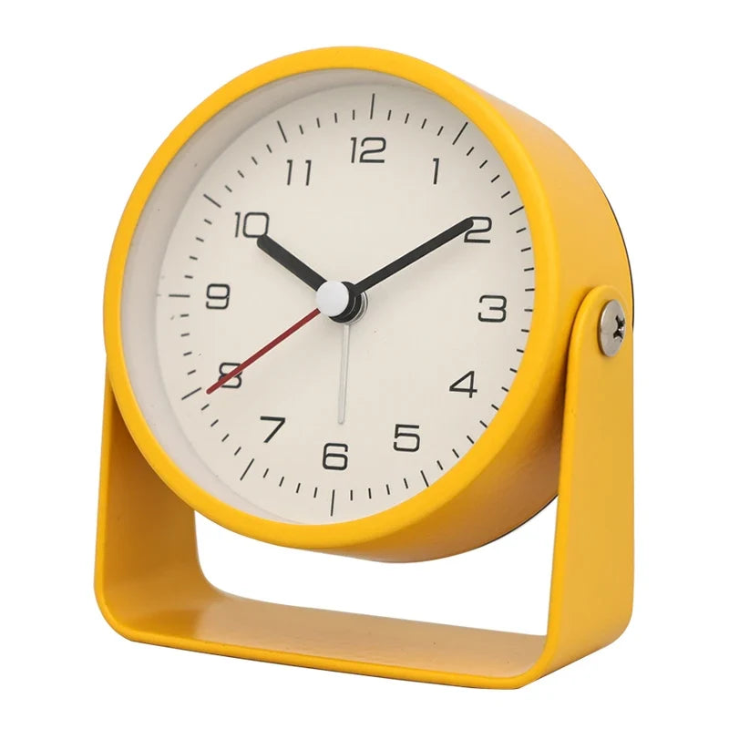 Creative Metal Minimalist Silent Alarm Clock – Small Quartz Desktop Clock for Student Desk, Room & Office Decor