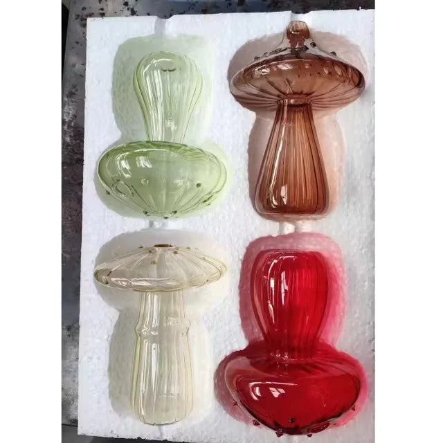Colourful Mushroom Vase, Creative Hydroponic Transparent Glass Aromatherapy Vase, Living Room and Dining Room Desktop Art Decoration