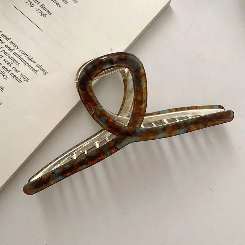 Metal Hair Clip for Women | Large Shark Clip, Hair Volume Accessory & Stylish Headband