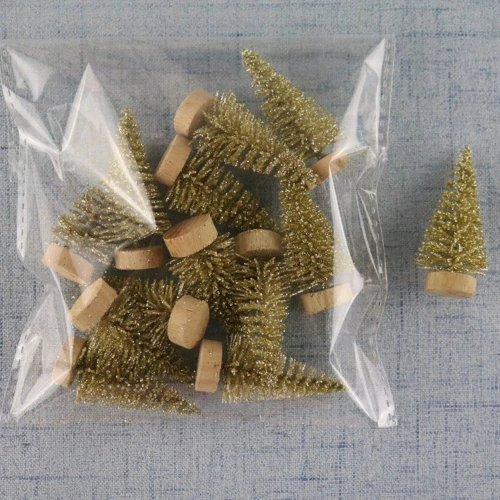 Mini Artificial Christmas Tree Figurine — Sisal, Silk & Cedar Pine for Fairy Garden, Micro Landscape & New Year Decor