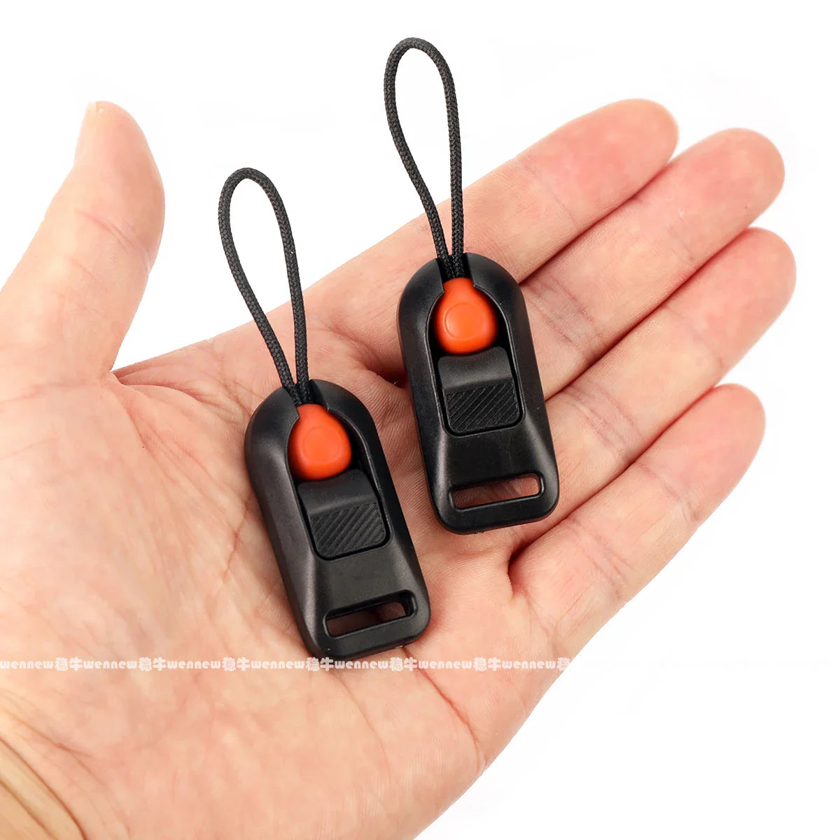 2pcs Quick Release Connectors with Base Adapters – Camera Strap Accessories for Sony, Canon, Nikon & Fujifilm