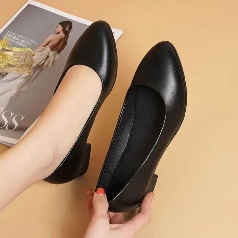 2025 Women’s Low-Heel Black Leather Pumps – Comfortable Slip-On Formal & Commuter Shoes