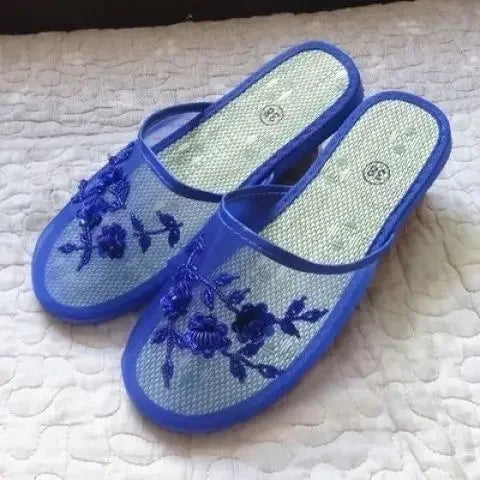 Women’s Sequin Mesh Indoor Slippers – Summer Hollow Flat Beach Flip Flops with Creative Flower Design