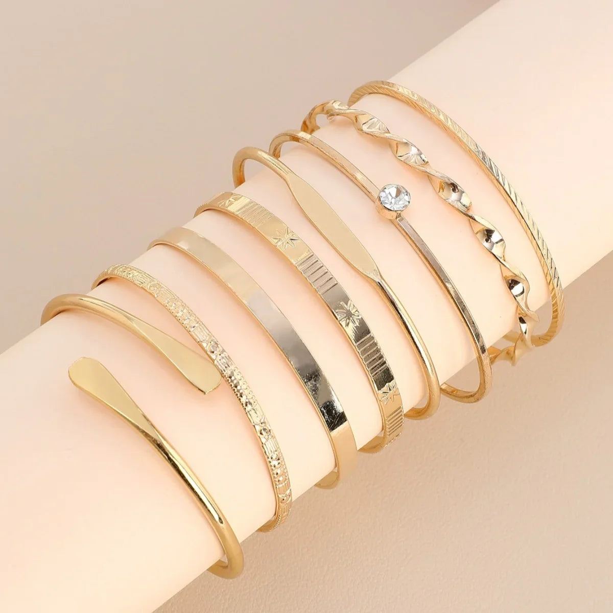8Pcs Fashion Twist Texture Crystal Geometric Bangle Bracelet Set for Women – Statement Jewelry Accessories