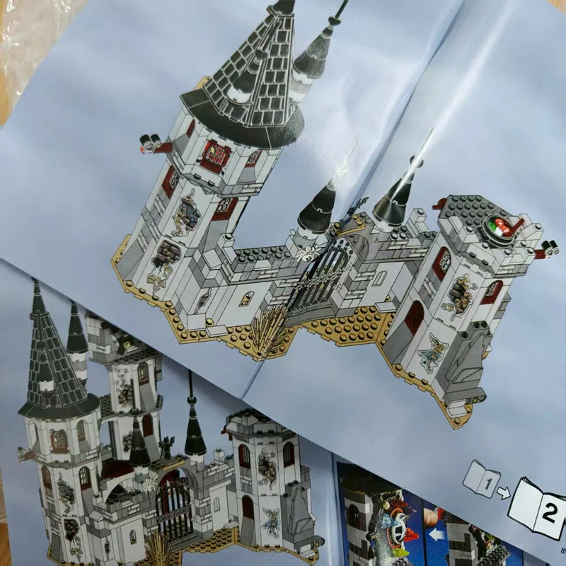 MINISO 940pcs Vampire Castle Building Blocks – DIY Monster Cart Toy for Boys Halloween Gift