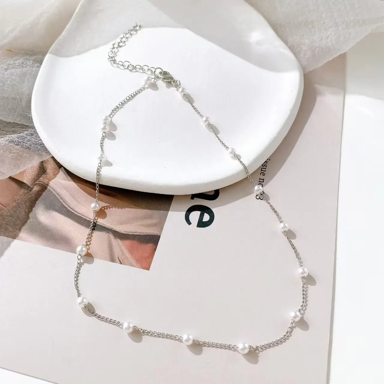 Women’s Gothic Pearl Beaded Lace Necklace – Gold Pendant Collar Jewelry Accessory for Girls