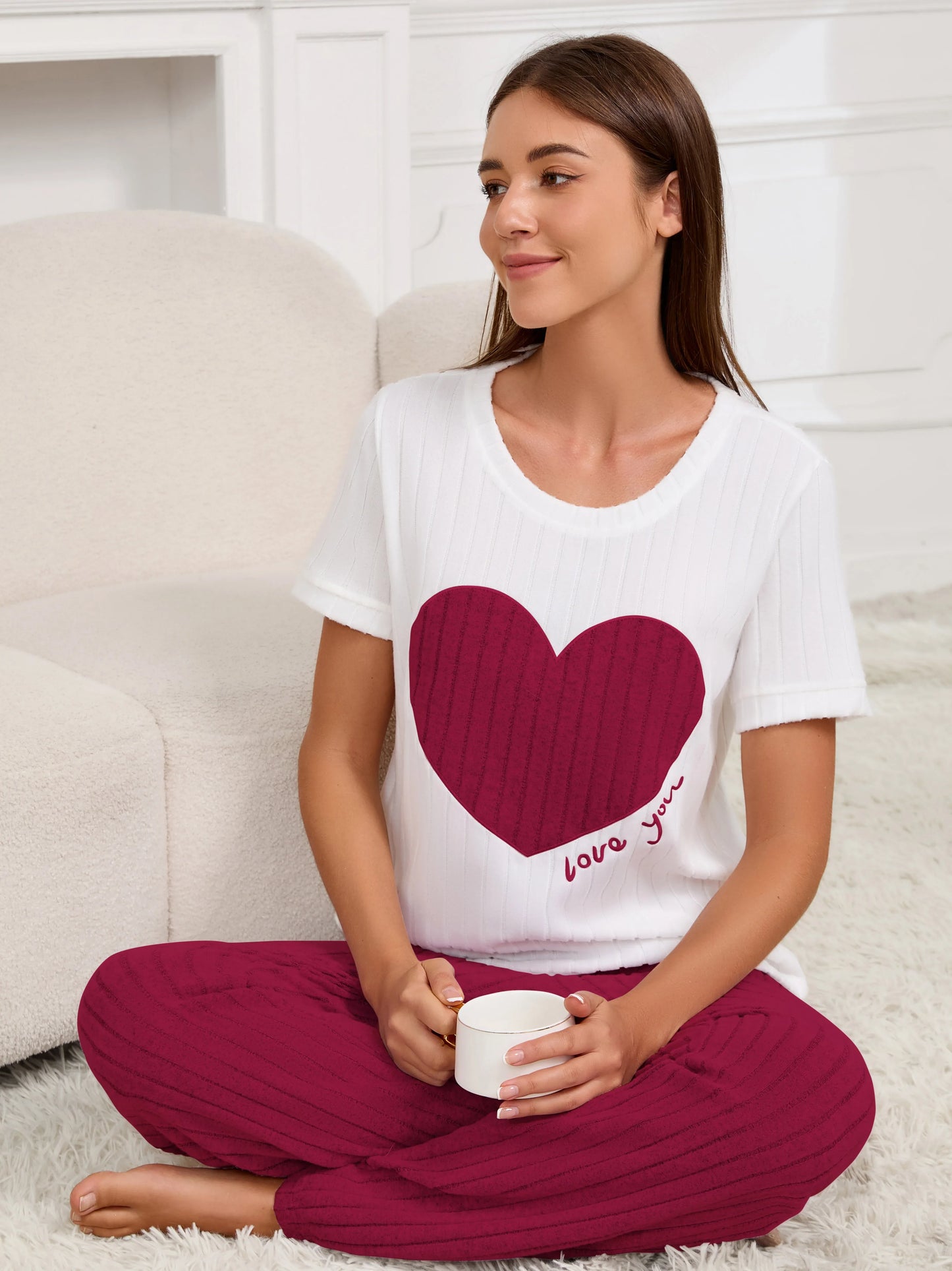 Women’s Heart Print Pajama Set – Short Sleeve Top & Pants Two-Piece Loungewear