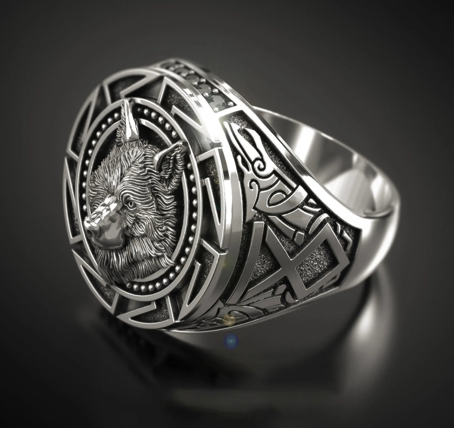 Men's Vintage Wolf Totem Ring – Nordic Viking Warrior Wolf Head, Bold Fashion Jewelry