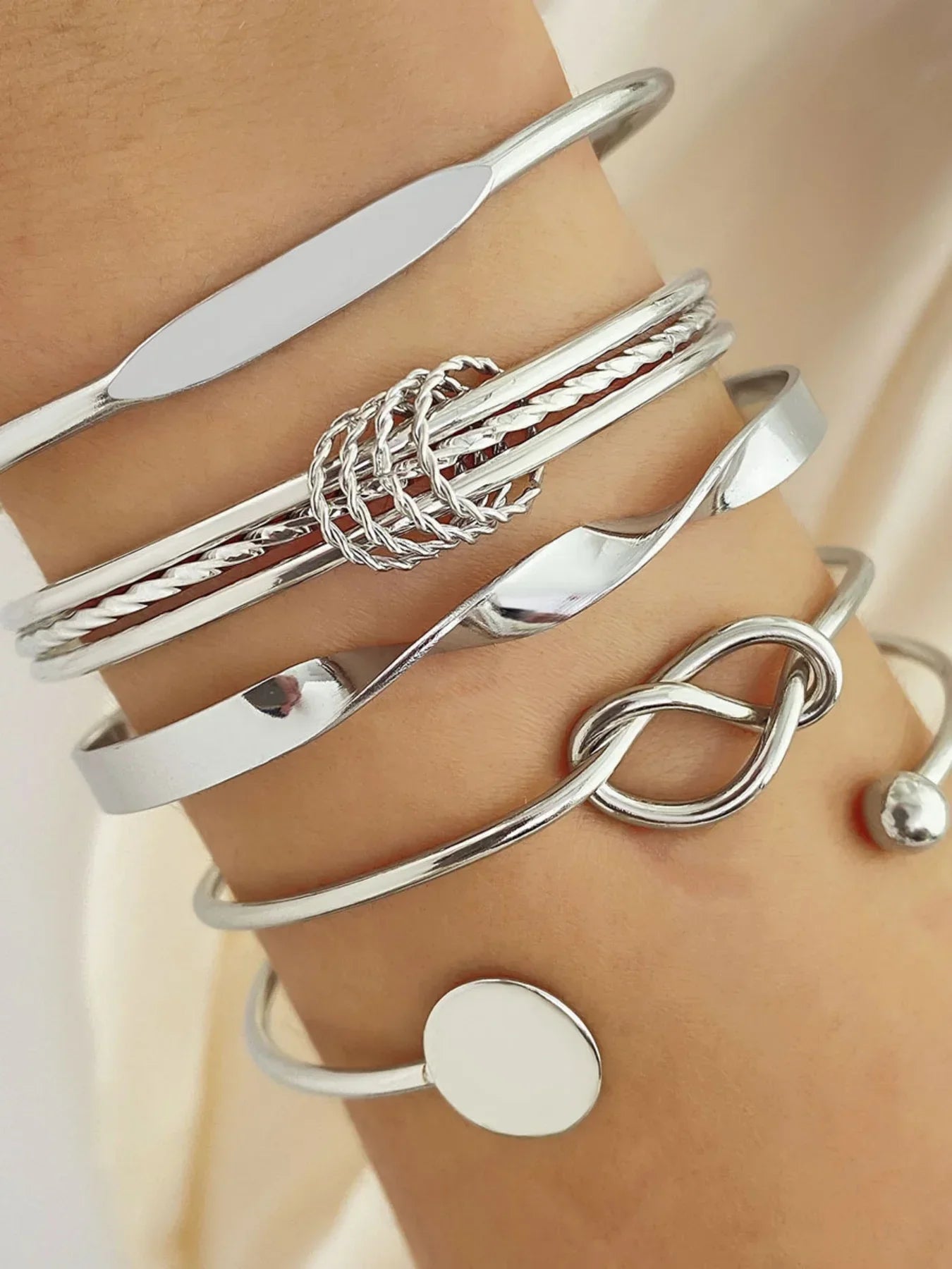 5Pcs IPARAM Punk Multilayer Adjustable Twist Bracelet Set for Women – Elegant Sparkling Bangles & Couple Gift Jewelry