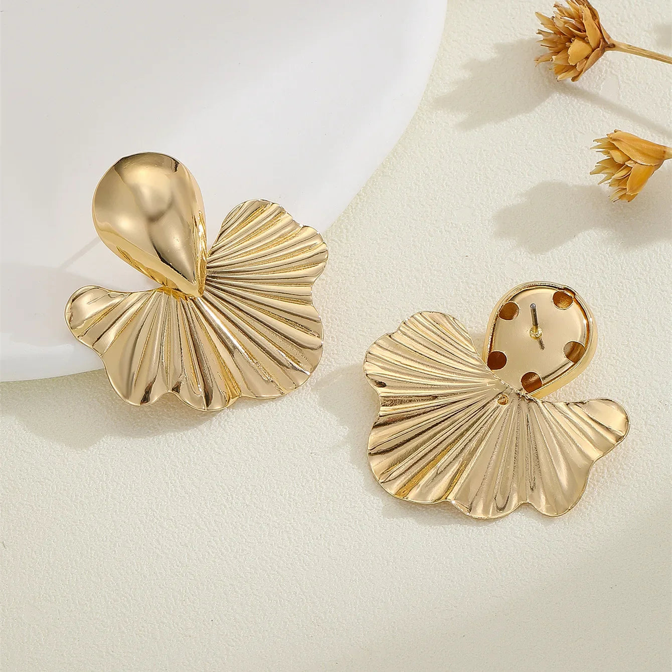 KMVEXO Punk Geometric Stud Earrings – Vintage Apricot Leaf Jewelry for Women 2024
