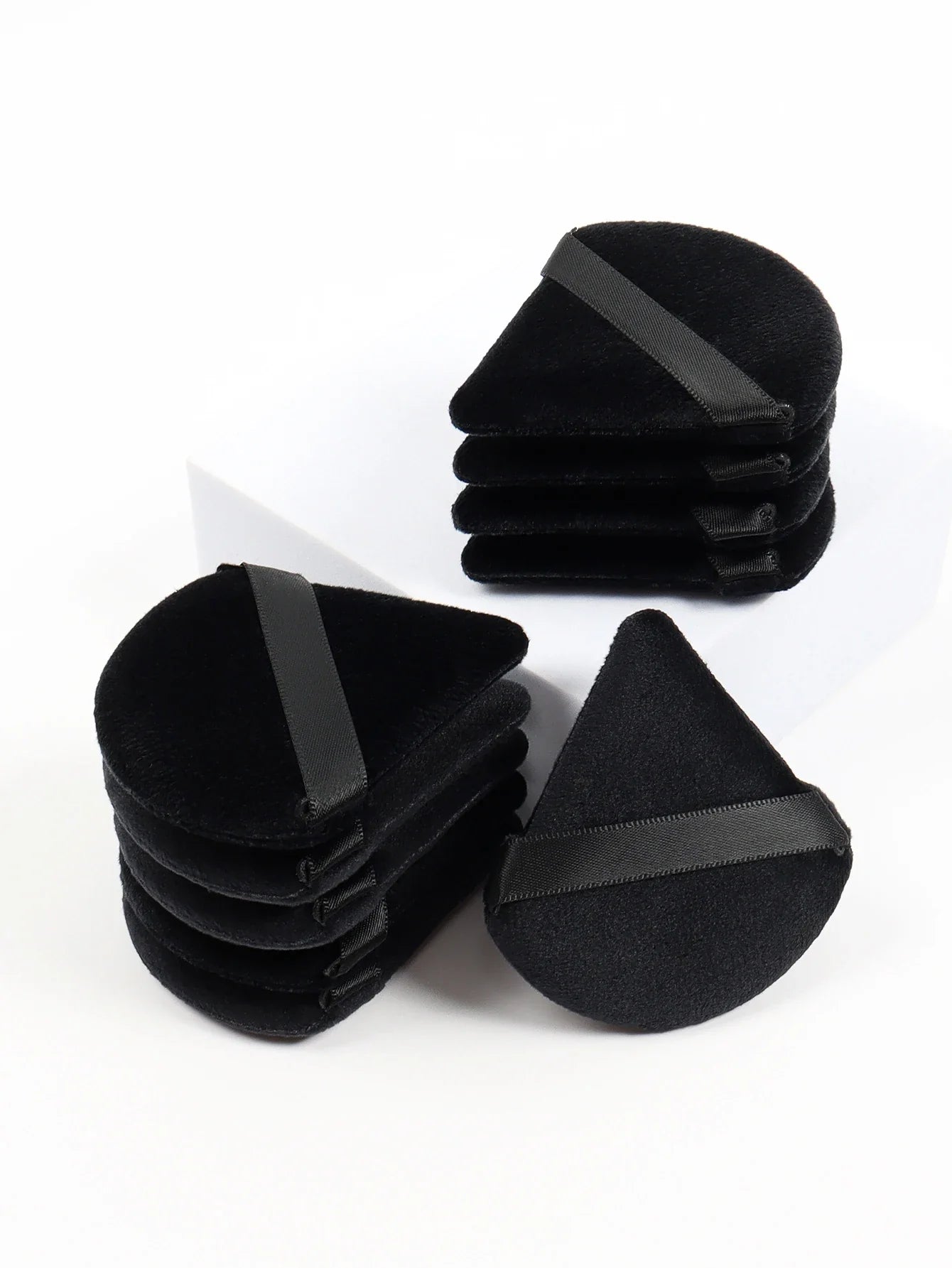 Black Triangle Makeup Puff - Soft Velvet Facial Sponge for Foundation Blending and Cosmetic Application