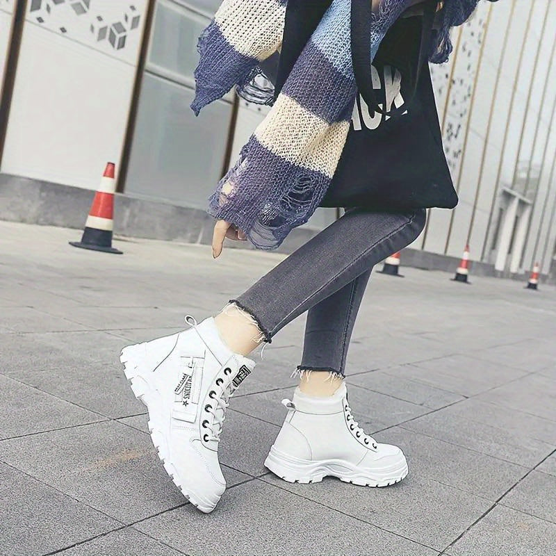 Women's Plush Lined Lace-Up High Top Winter Boots - Warm Thermal Outdoor Short Boots