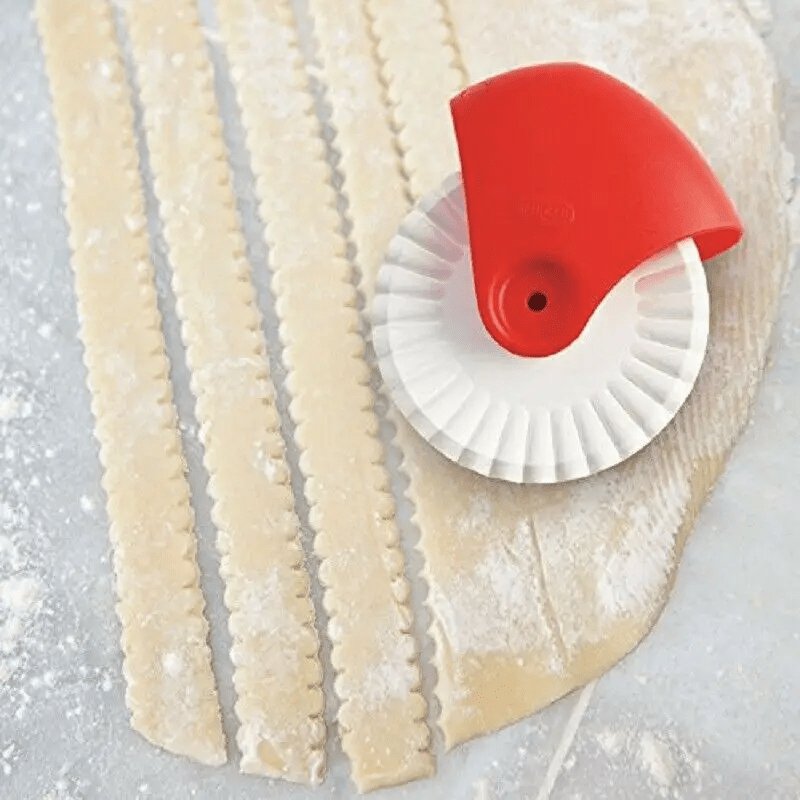 Deluxe Pastry Lattice Cutter Tool - Plastic Rolling Pin Wheel for Easy DIY Cake Decorating and Embossing - Essential Kitchen Gadget for Home Bakers