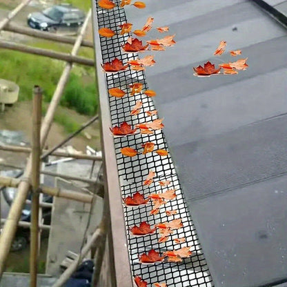 Easy-Install Gutter Guard Mesh – UV-Resistant, Bird & Leaf Proof, 5.91"x236" with Fixing Hooks for Eaves & Garden Protection