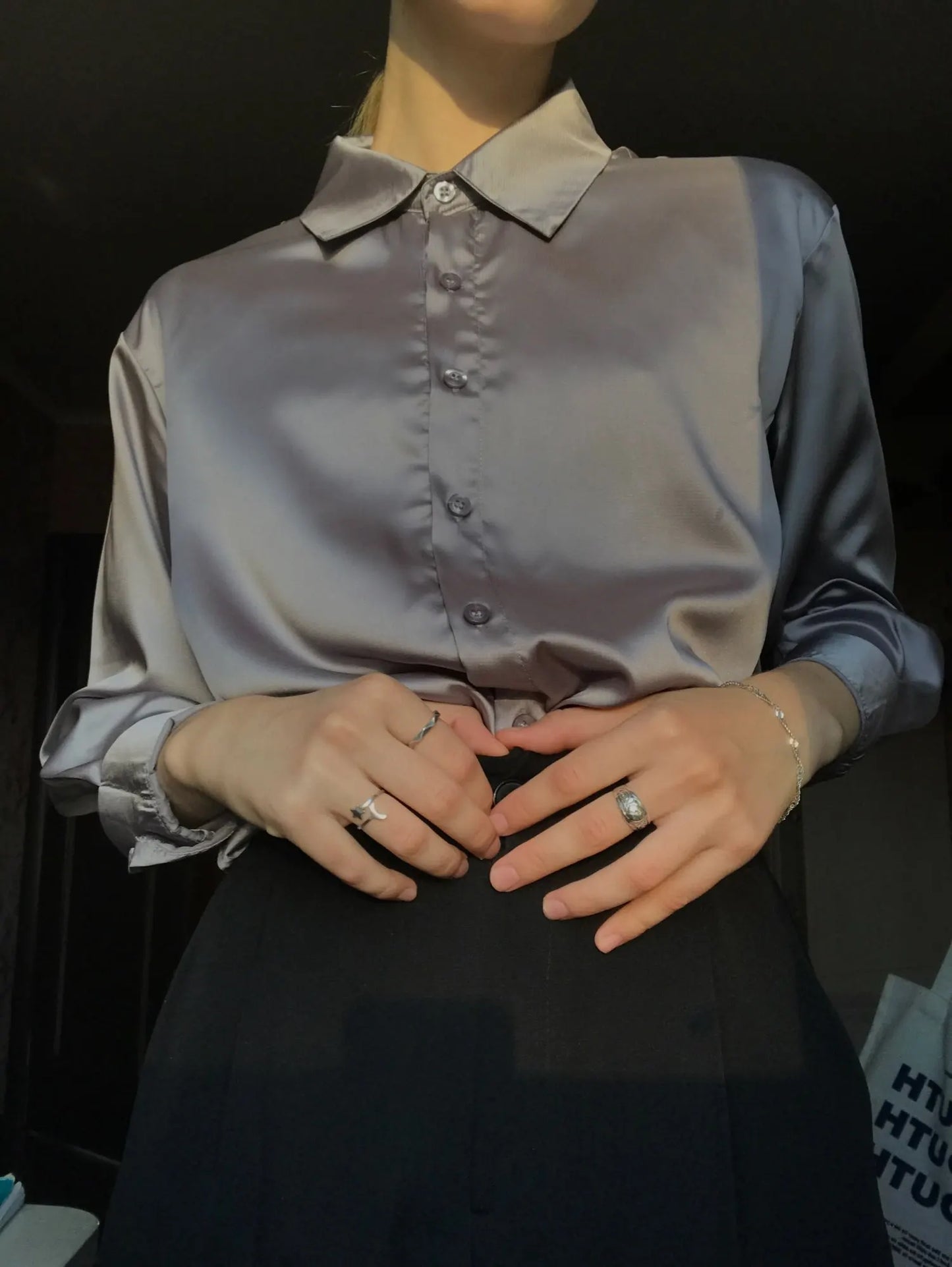 Elegant Satin Women’s Shirt — Loose Vintage Blouse with Turn-Down Collar for Spring & Autumn