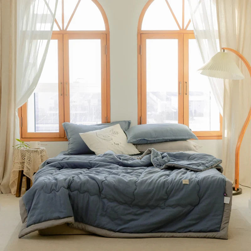 2024 Japanese Cotton-Polyester Summer Quilt – Lightweight, Washable, Skin-Friendly Solid Color Quilt