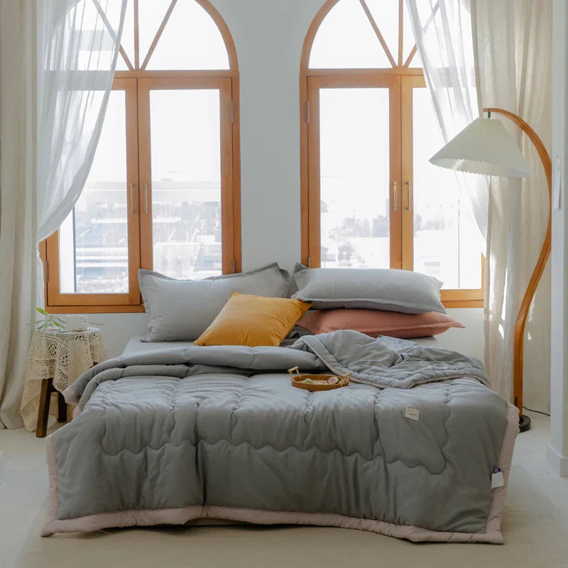 2024 Japanese Cotton-Polyester Summer Quilt – Lightweight, Washable, Skin-Friendly Solid Color Quilt