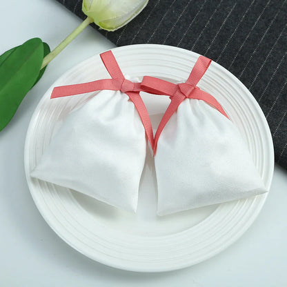 10pcs White Flannel Velvet Drawstring Gift Bags – Jewelry Pouches for Wedding, Travel, DIY Bracelets & Ring Packaging
