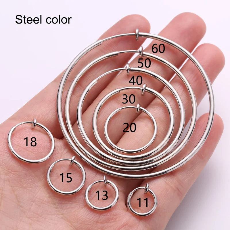 Unisex Ear Cuff Clip-On Hoop Earrings – No Piercing Required, Non-Hole Fake Earrings for Men & Women 2025 Trend