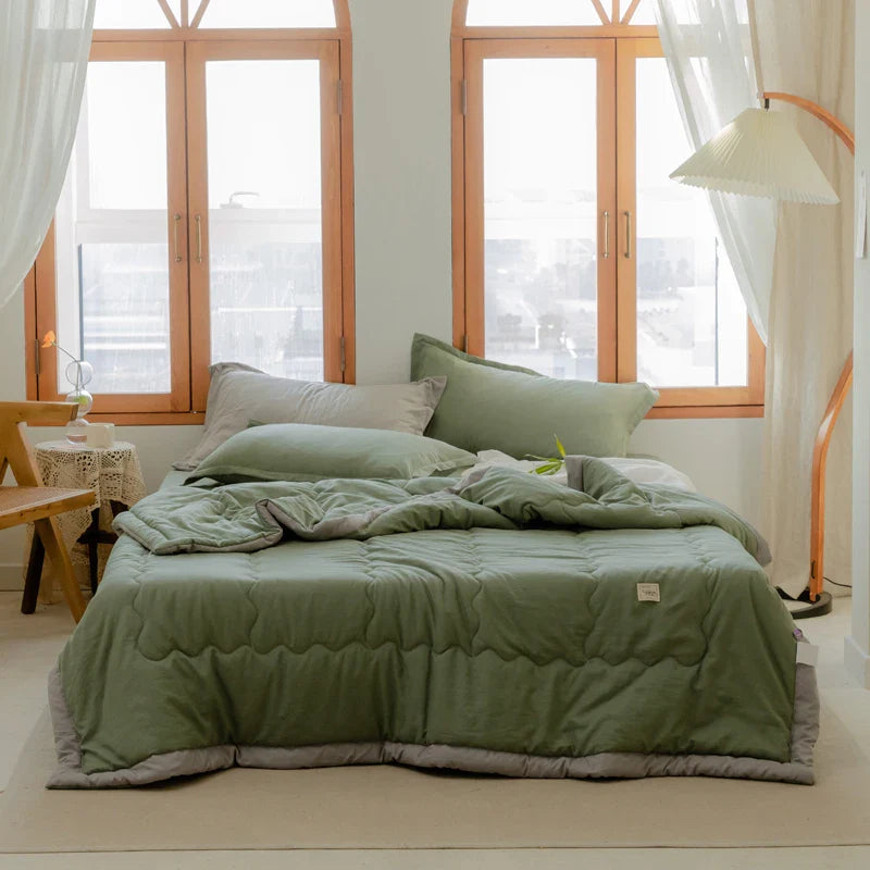2024 Japanese Cotton-Polyester Summer Quilt – Lightweight, Washable, Skin-Friendly Solid Color Quilt