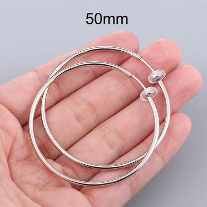 Unisex Ear Cuff Clip-On Hoop Earrings – No Piercing Required, Non-Hole Fake Earrings for Men & Women 2025 Trend