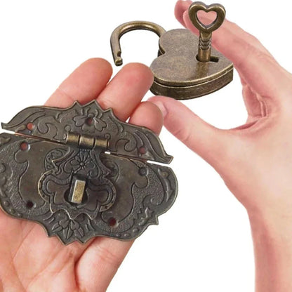 Personalized Love Heart Lock – Couples Anniversary & Valentine’s Day Gift, Memorial Bridge Padlock for Men & Women
