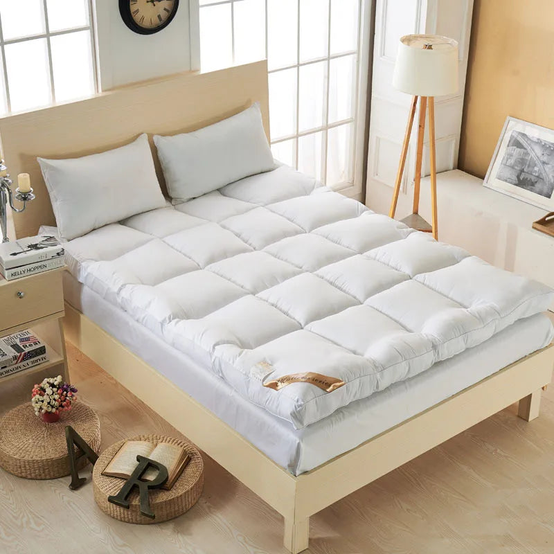 VESCOVO Thick Goose Down Fiber Mattress Topper – Single, Twin & Queen Size Bed Mattress Pad