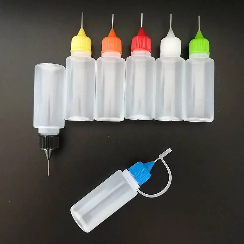 Squeeze Bottles with Needle Tip for Precise Glue Application 
