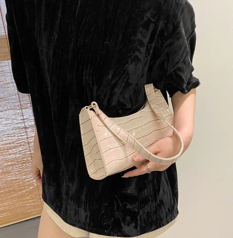 Fashion PU Leather Alligator Pattern Bag for Women – Small Armpit Handbag, Underarm Messenger Purse