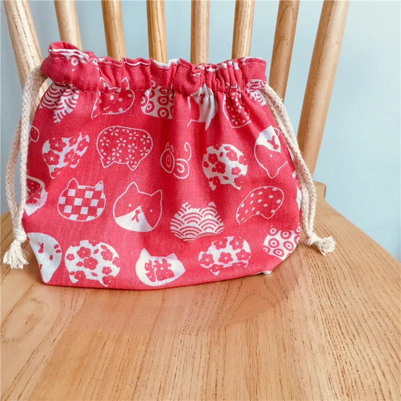 Lucky Cat Drawstring Lunch Bag — Portable Bento Box Pouch for Kids, Cooler & Picnic Food Storage