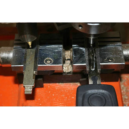 CHKJ HU66 Key Duplicating Clamp Set – 2PCS Fixture for VW Volkswagen Key Cutting Machines