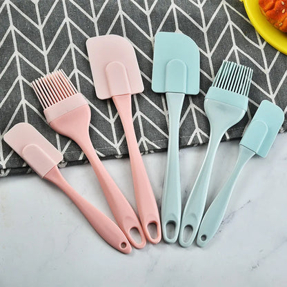 3Pcs Non-Stick Silicone Cream Scraper Set: Bread Cake Butter Spatula Mixer & Oil Brush - Kitchen Baking Tool with PP Handle