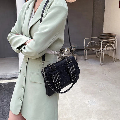 Vintage Skull Rivet PU Leather Shoulder Bag — Women’s Black Crossbody Flap Messenger Handbag