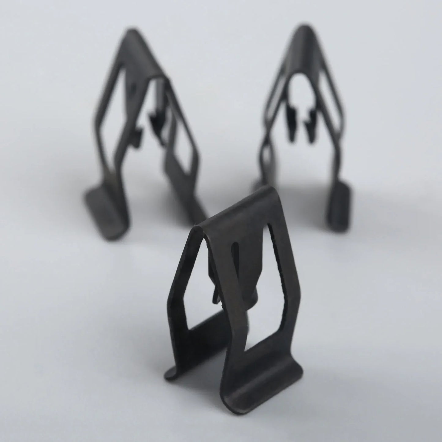 10Pcs Car Dashboard Trim Clips - Black Metal Rivet Fasteners for Ford, Mazda, Audi, Toyota