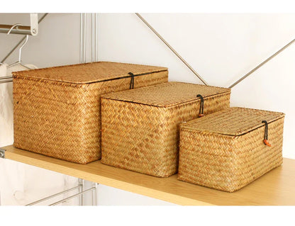 Handmade Seagrass Woven Storage Box with Lid - Seaweed Finishing Basket for Sundries, Bath Cosmetics, and Towels, Model MX01161829