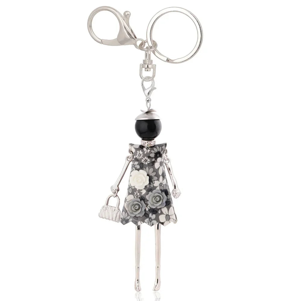Trendy Women’s Metal Charm Keychain 2026 – Cute Statement Bag Pendant Jewelry Gift for Ladies
