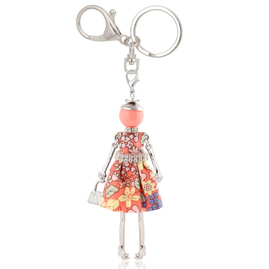 Trendy Women’s Metal Charm Keychain 2026 – Cute Statement Bag Pendant Jewelry Gift for Ladies