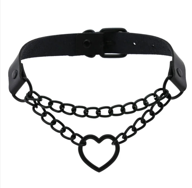 Vintage Heart Necklace Choker – Goth Collar with Chain, Grunge Punk, Cute Kawaii Egirl Harajuku Accessories for Girls
