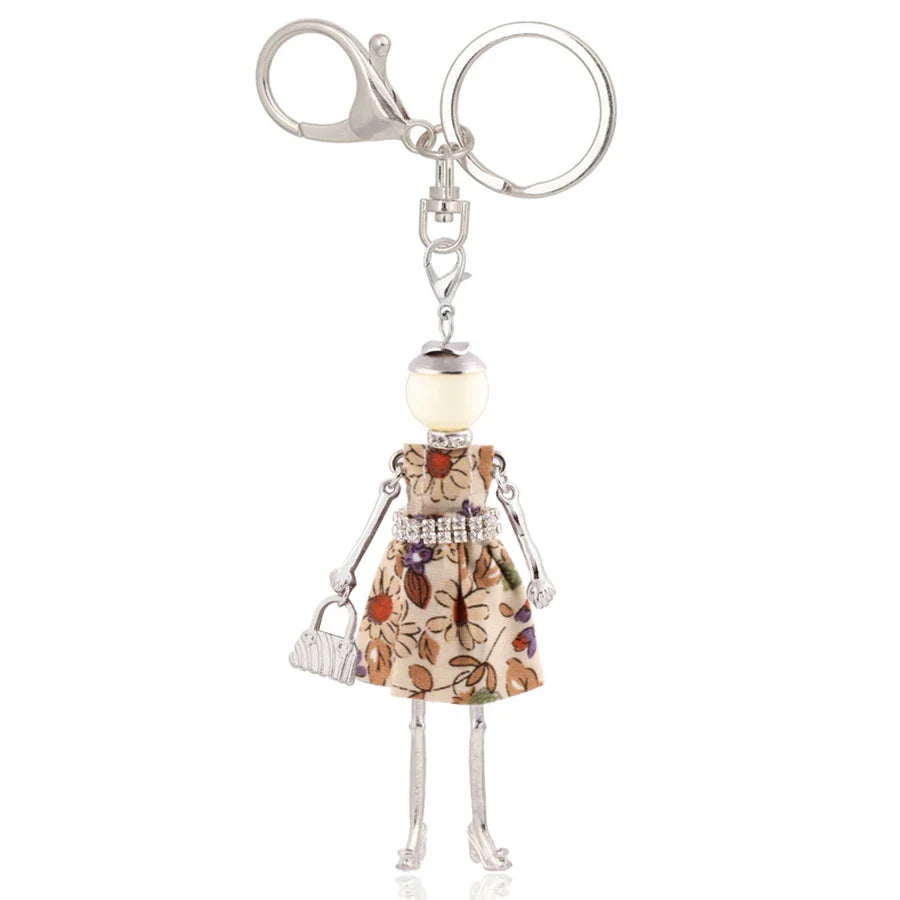 Trendy Women’s Metal Charm Keychain 2026 – Cute Statement Bag Pendant Jewelry Gift for Ladies