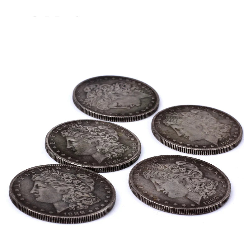 Steel Morgan Dollar Coin (3.8cm) – Magic Trick Prop for Appearing & Disappearing Coin Performances