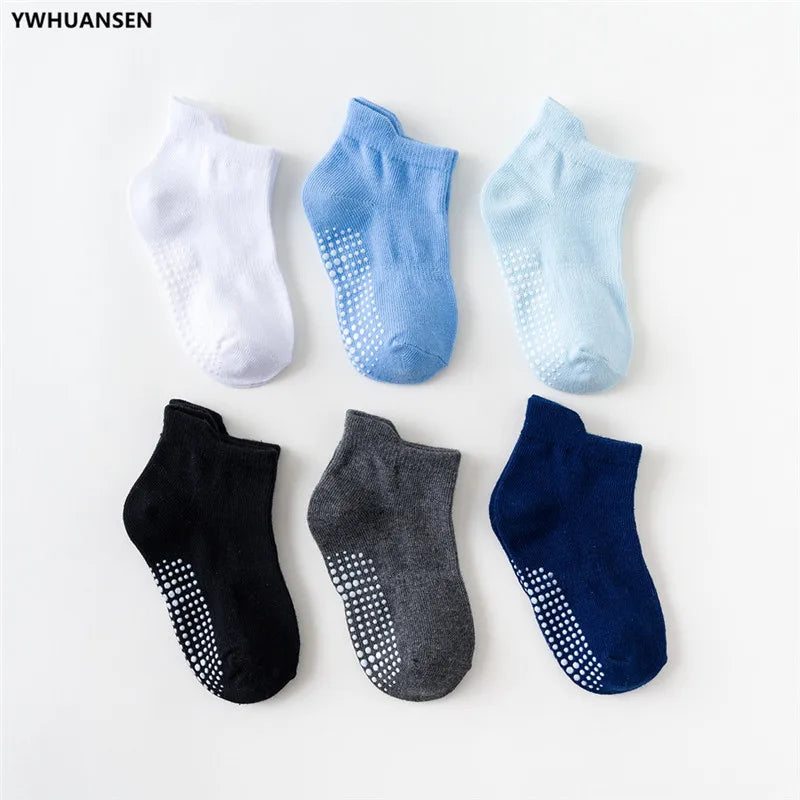 6 Pairs/lot Cotton Children's Anti-Slip Boat Socks: Low Cut Floor Socks with Rubber Grips for Boys & Girls, Ages 0 to 6 Years - All-Season Wear