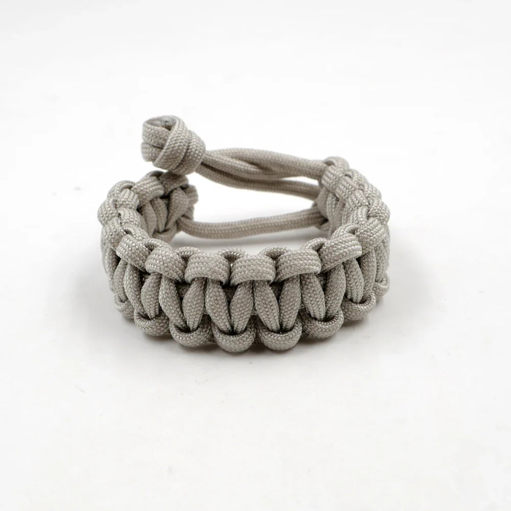 Adjustable Survival 550 Paracord Bracelet - Emergency Parachute Cord, Ideal for Camping, Hiking & Outdoor Adventures