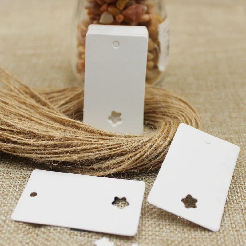 100pcs Black & Kraft Paper Gift Tags – 5×3cm Rectangular Heart Hollow Labels with 100 Hemp Strings for Hand Drawn or DIY Gift Tags