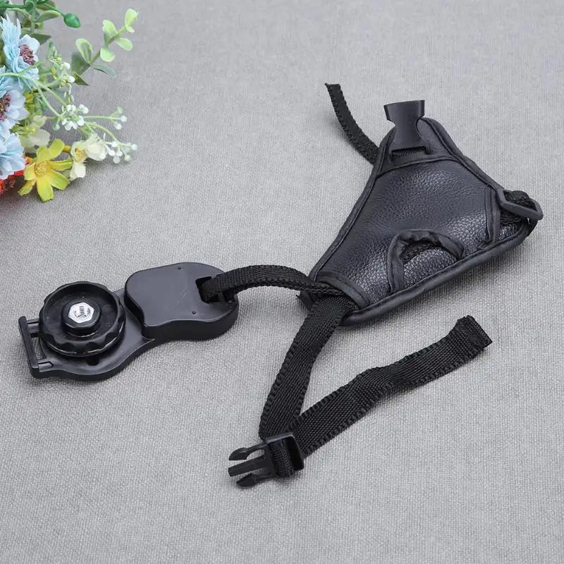Professional PU Leather Camera Hand Grip Wrist Strap with Screw Hole for Canon Nikon SLR — Black